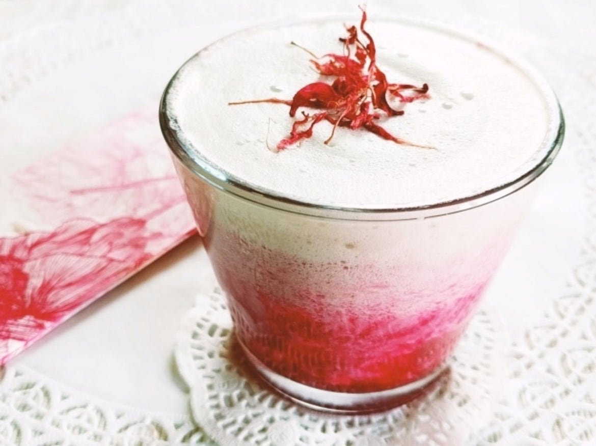Recipe for Beautiful Skin: Vegan Beetroot Latte